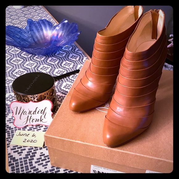 ❤️🖤 CL Orniron Booties 🖤❤️ - Picture 1 of 14